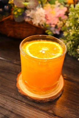 新鮮柳橙汁