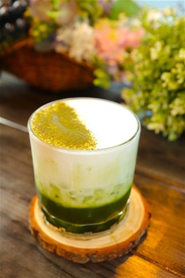 抹茶歐蕾<br>[ Matcha Milk ](冰/熱)