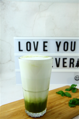抹茶歐蕾<br>[ Matcha Milk ]